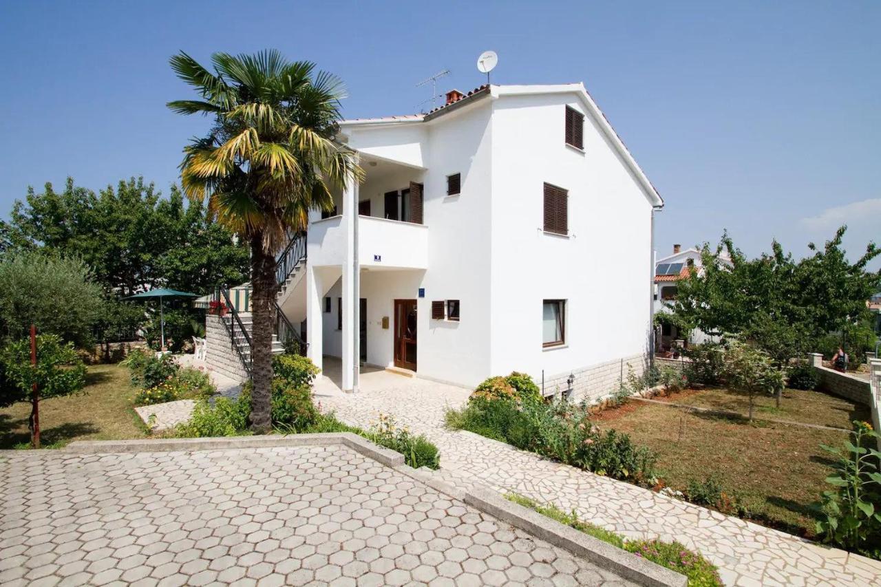 Laura'S Apartment بوريتش المظهر الخارجي الصورة